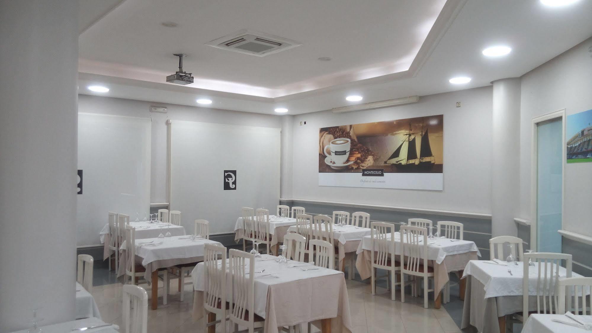 Hostal Casa Juana A Coruña Kültér fotó